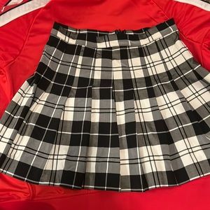 Plaid mini skirt